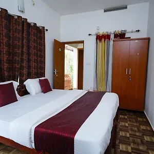 Hotel Oyo M S Holiday, Anachal