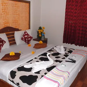 Hotel Red Star Holidays, Munnar